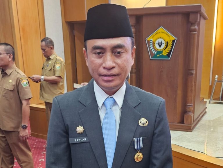 Gubernur Andi Sumangerukka Tunjuk Muhammad Fadlansyah Jadi Pelaksana Harian Sekda Sultra